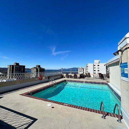 Ocean View Apartment Vancouver Exterior photo